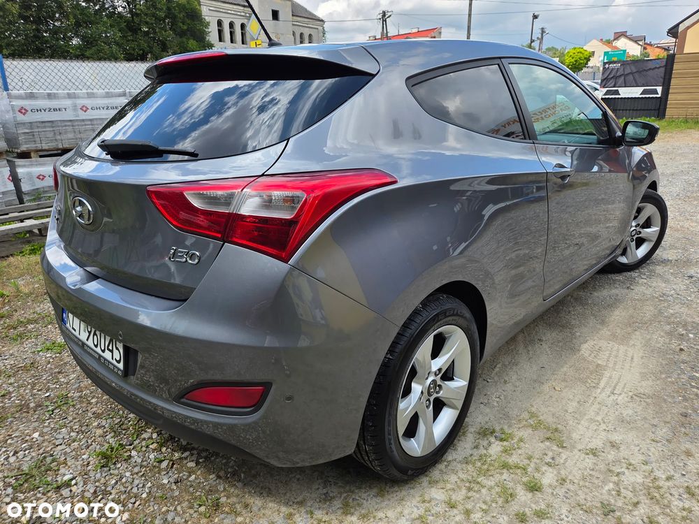 Hyundai i30 1.6 GDI Comfort - 11