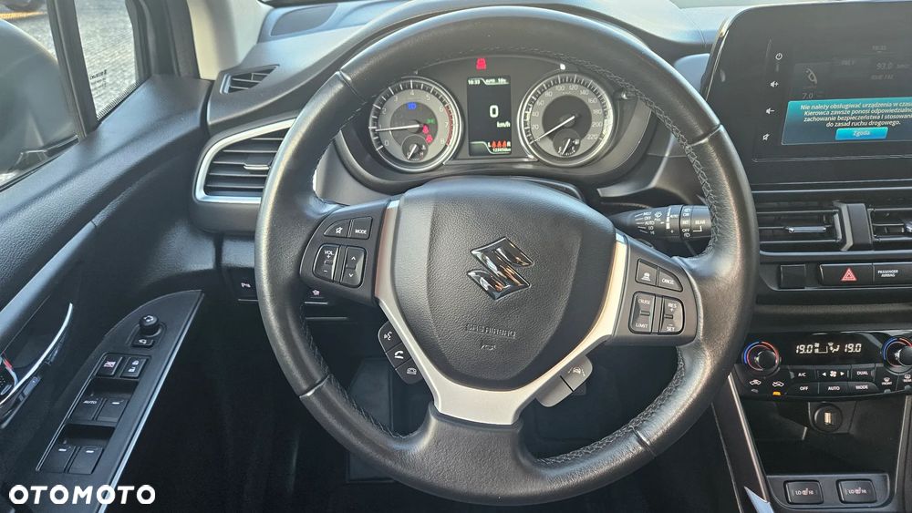 Suzuki S-Cross - 18