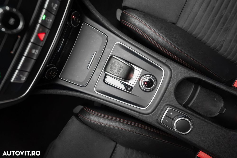 Mercedes-Benz CLA 45 AMG 4Matic AMG Speedshift DCT 7G - 16