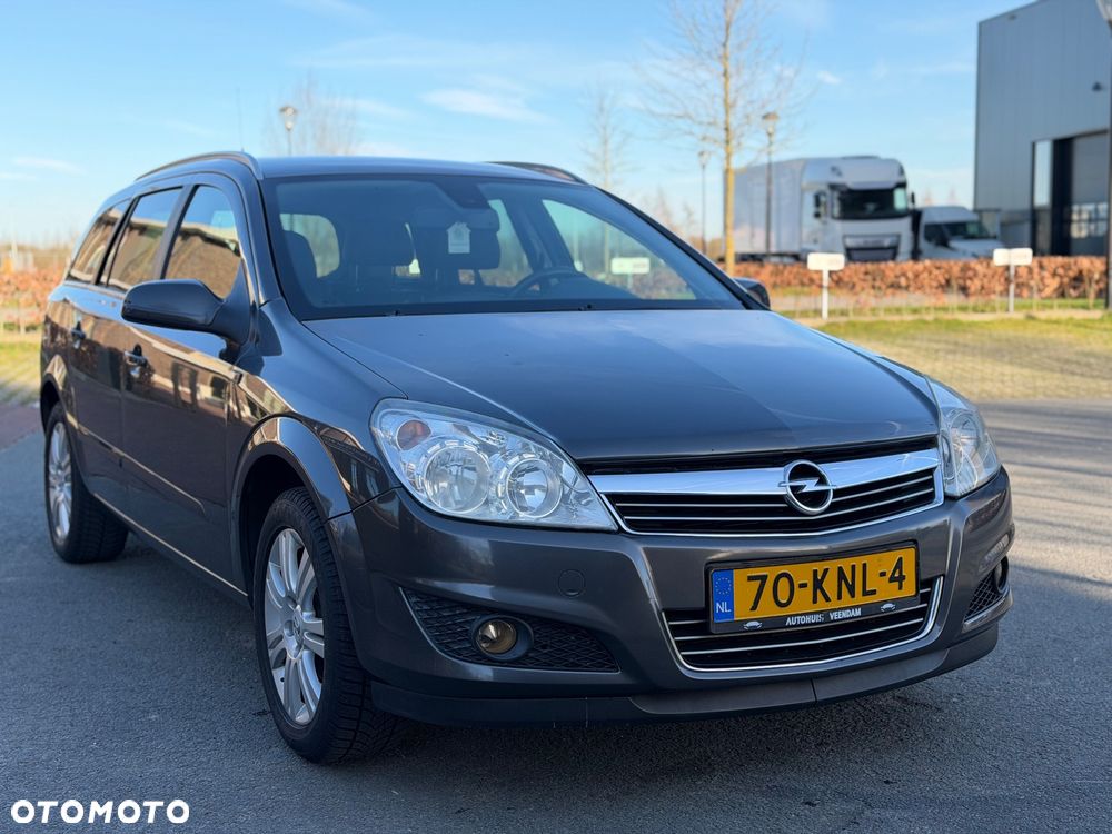 Opel Astra 1.6 Color Edition - 6