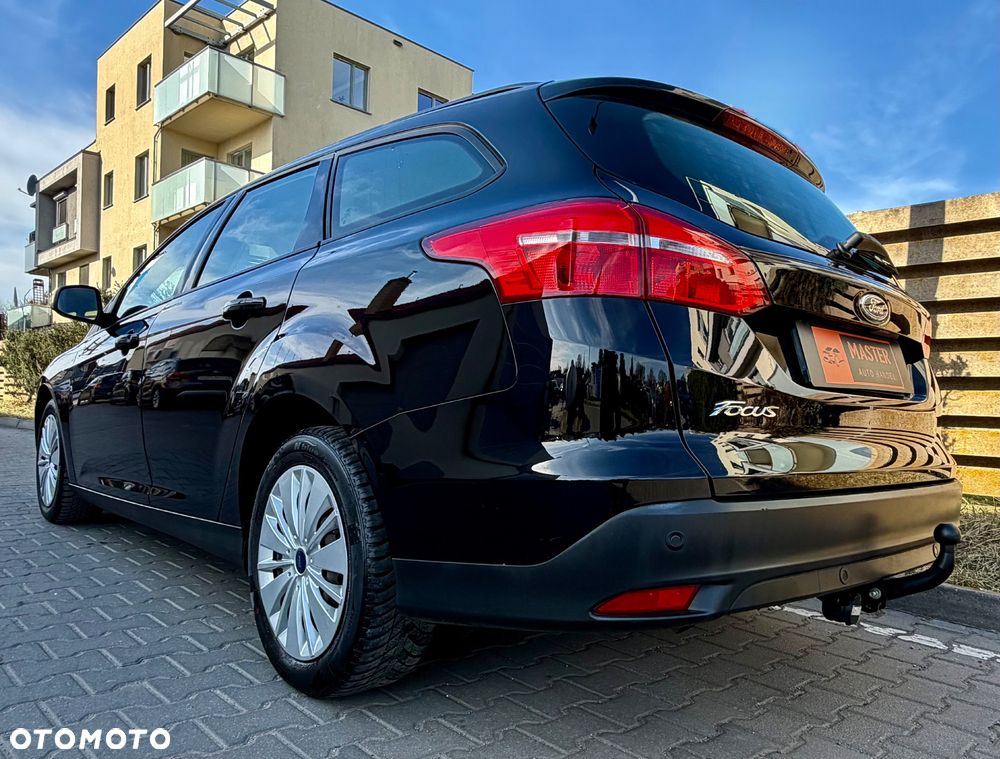 Ford Focus 1.5 EcoBlue Start-Stopp-System COOL&CONNECT - 4
