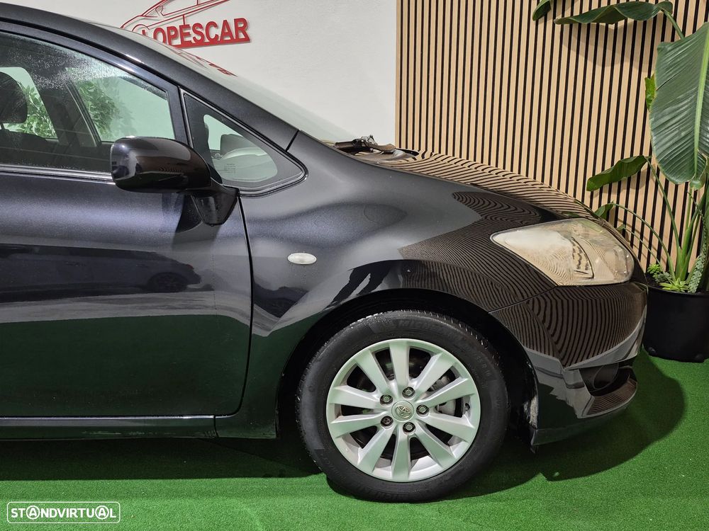 Toyota Auris 1.4 D-4D MMT Sol - 4