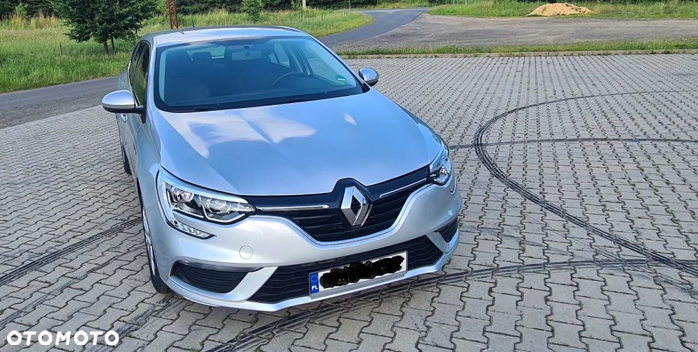 Renault Megane ENERGY TCe 100 LIFE - 9
