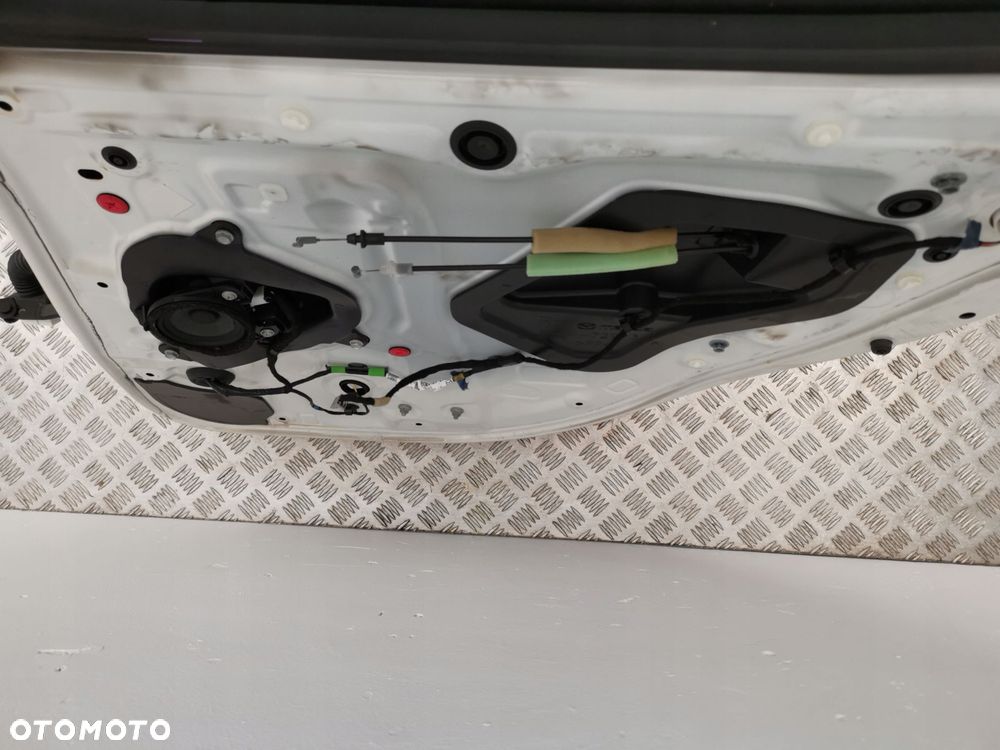 MAZDA 3 BP IV 2019 DRZWI PRAWE TYLNE KOMPLETNE HB USA - 8