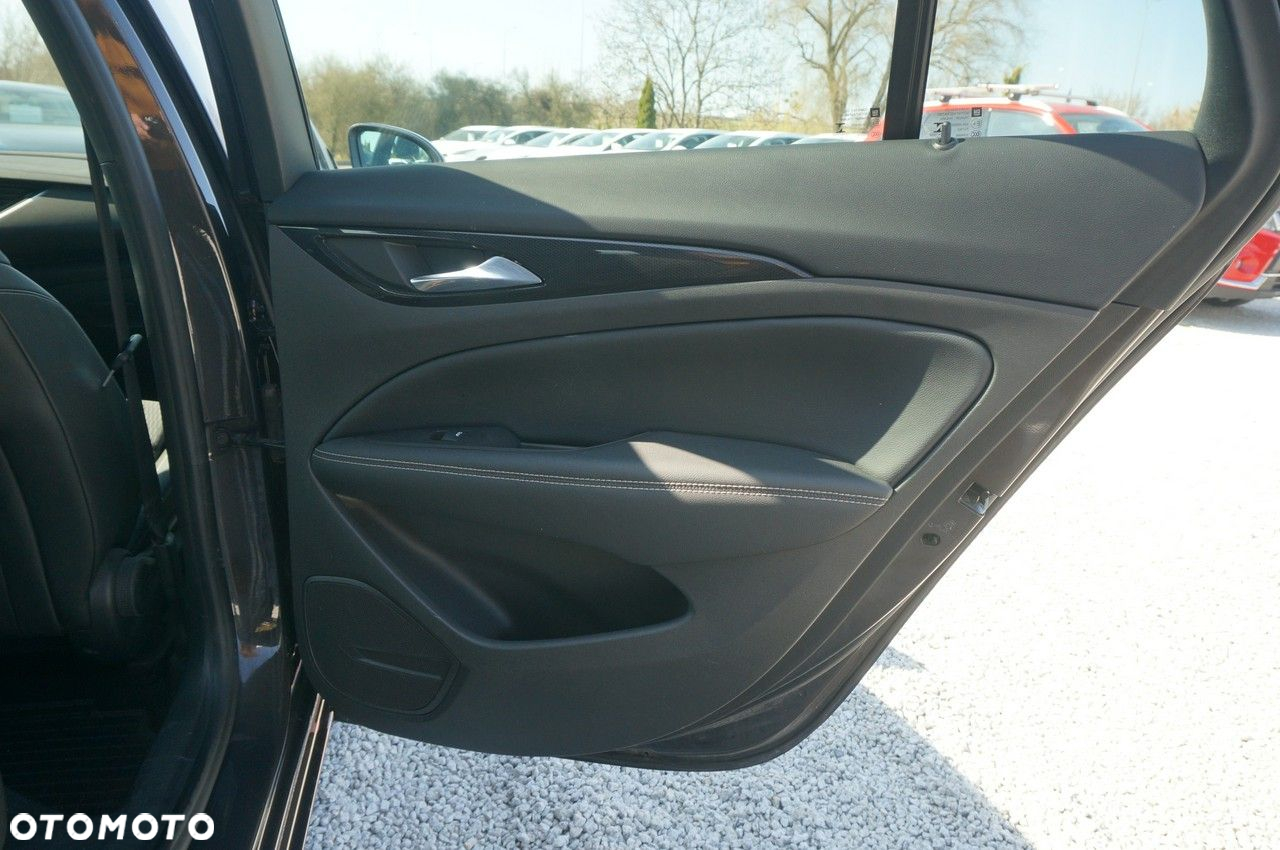 Opel Insignia 2.0 CDTI Elegance S&S - 30