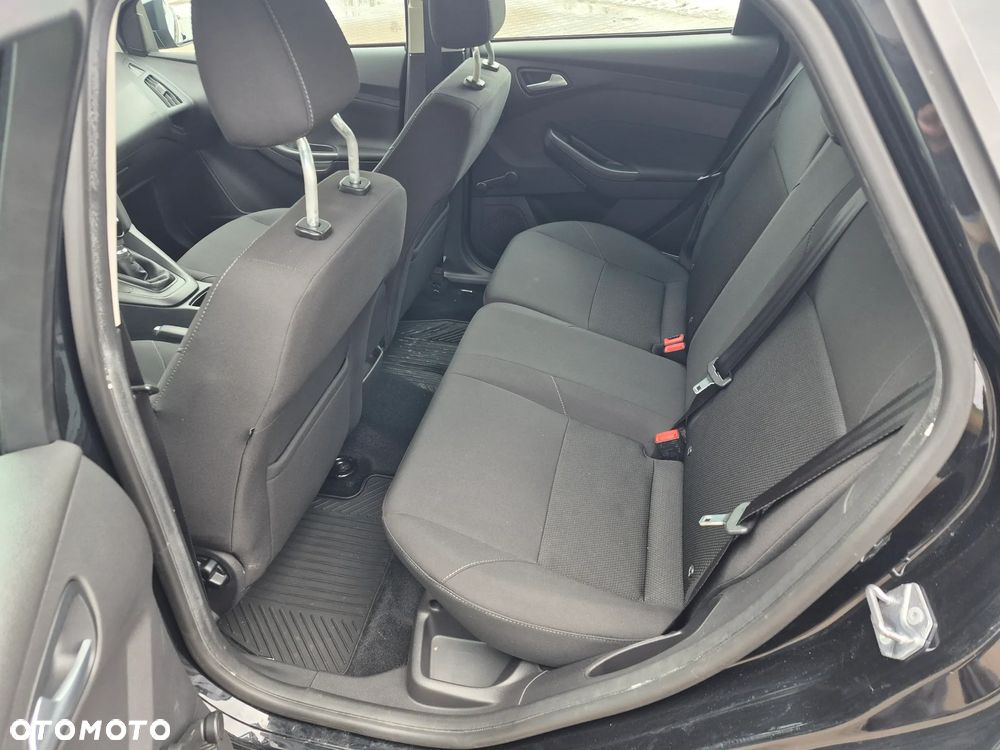 Ford Focus 1.5 TDCi DPF Start-Stopp-System Business - 11
