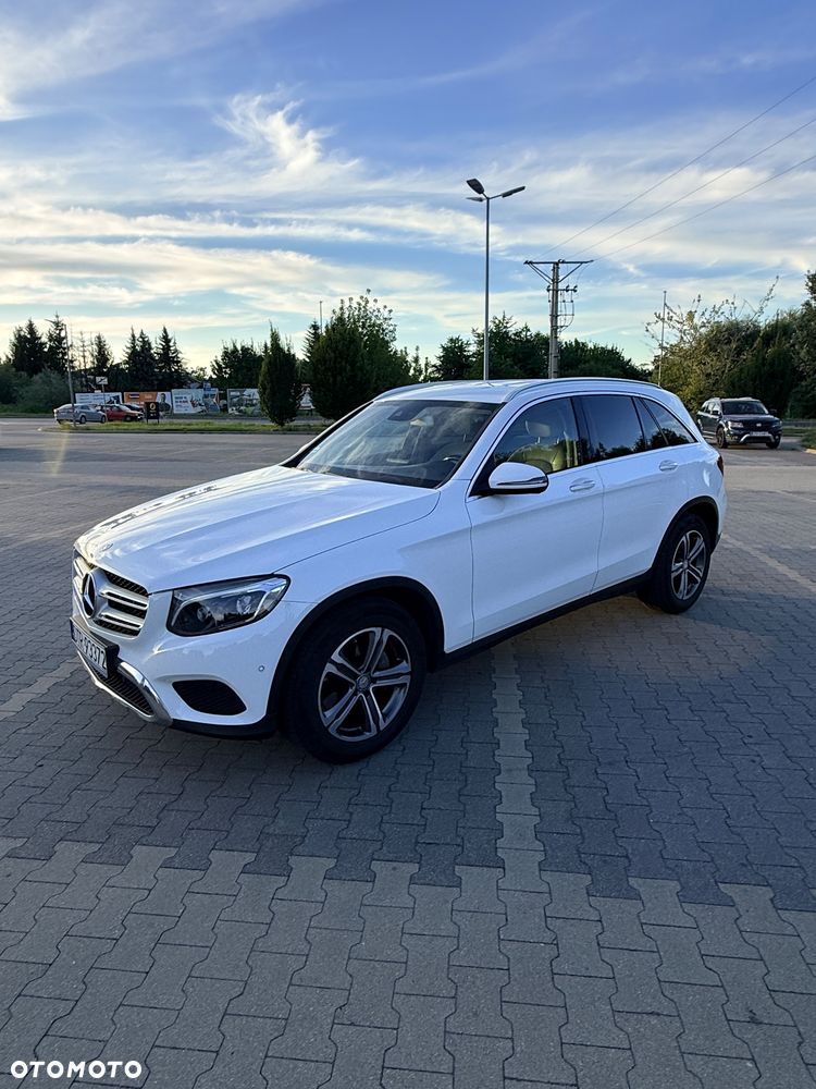 Mercedes-Benz GLC - 37