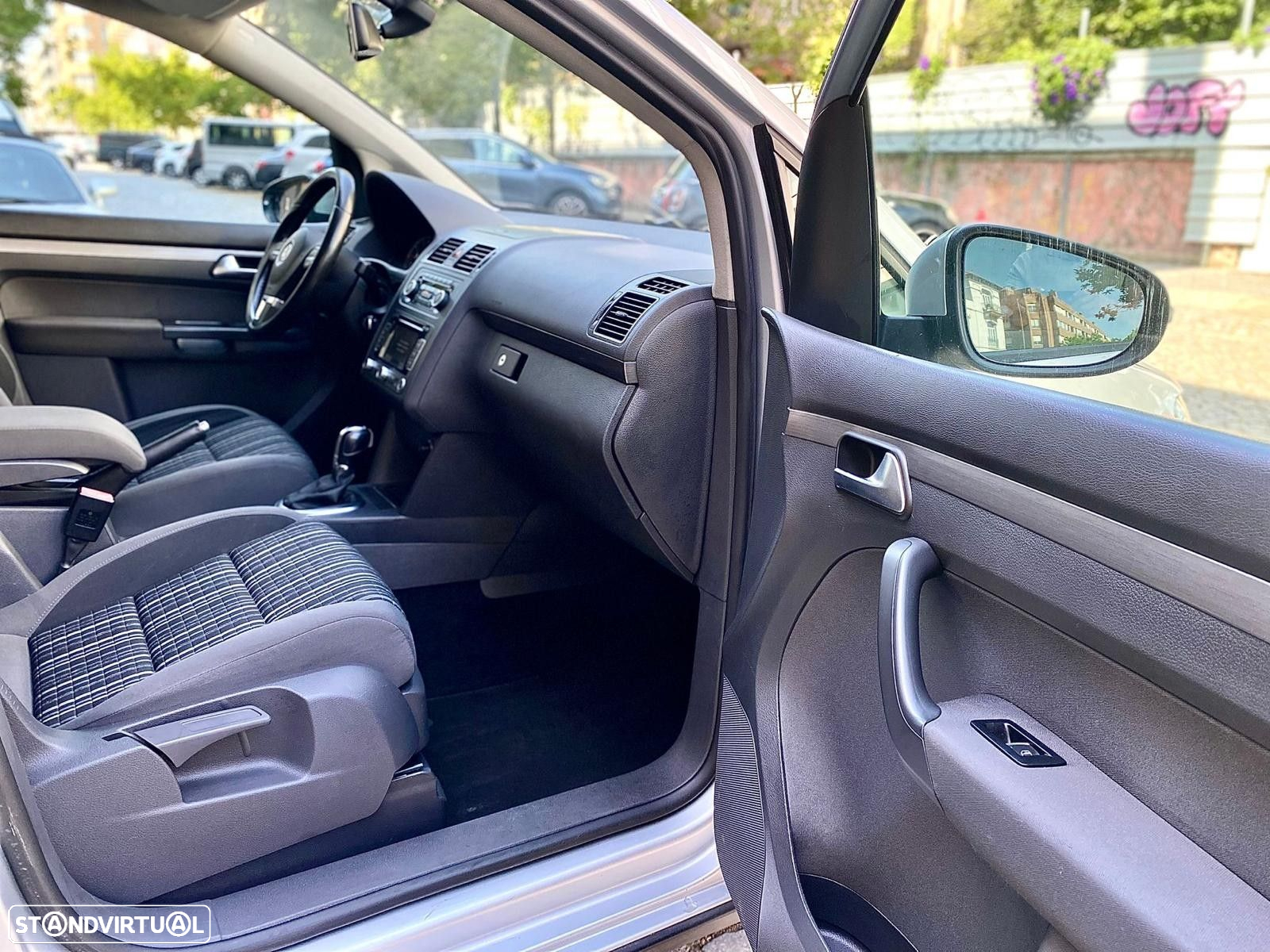 VW Touran 1.4 TSI EcoFuel DSG Comfortline - 27