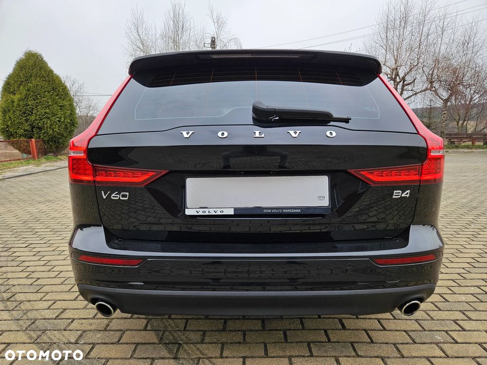 Volvo V60 D4 Momentum Pro - 9
