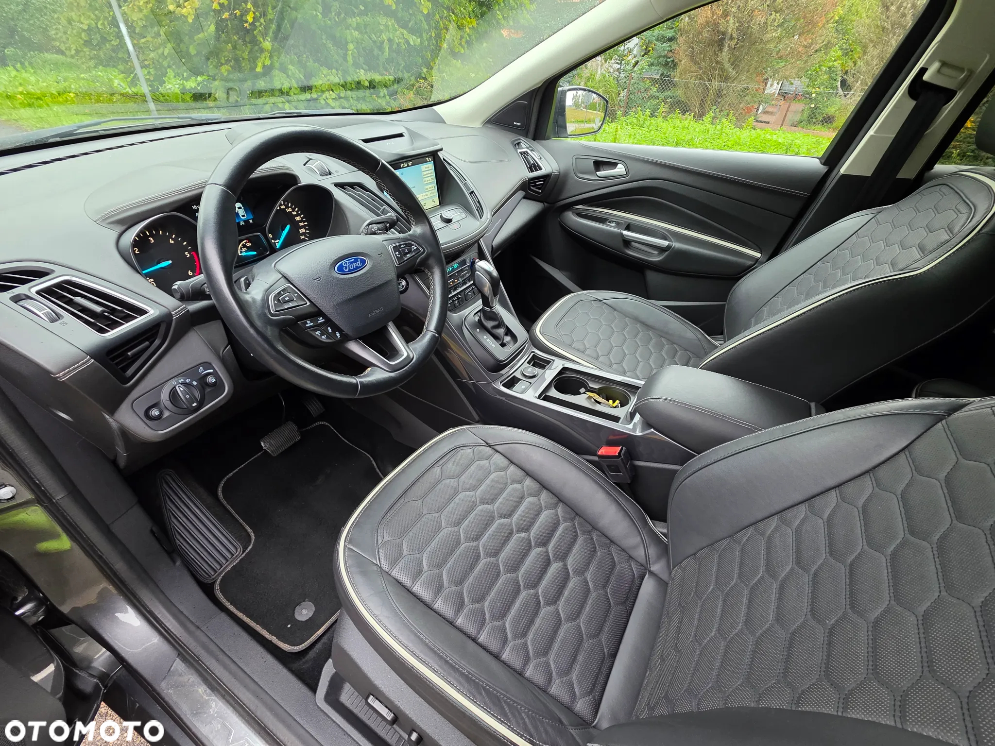 Ford Kuga - 14