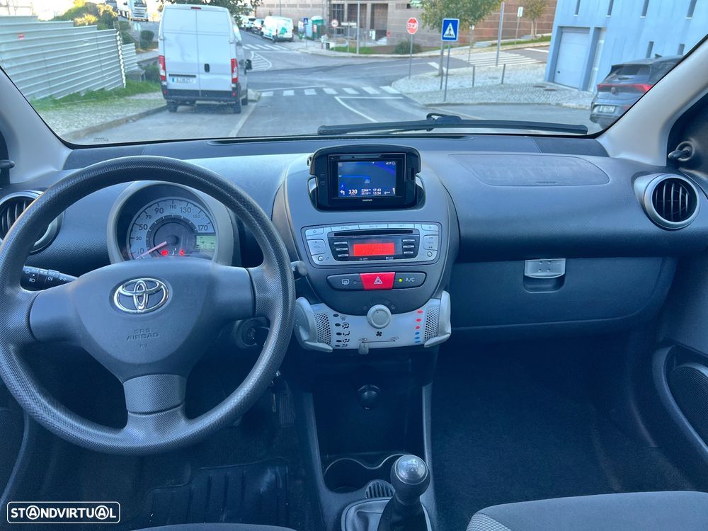 Toyota Aygo 1.0 Power Pack+AC+JLL - 18