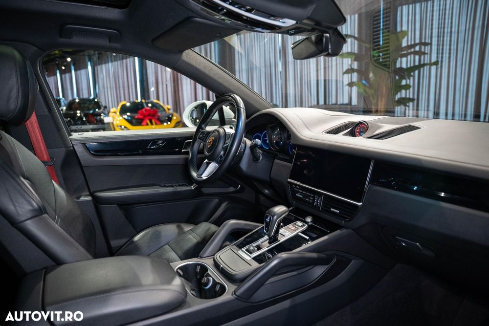 Porsche Cayenne Coupe S - 29
