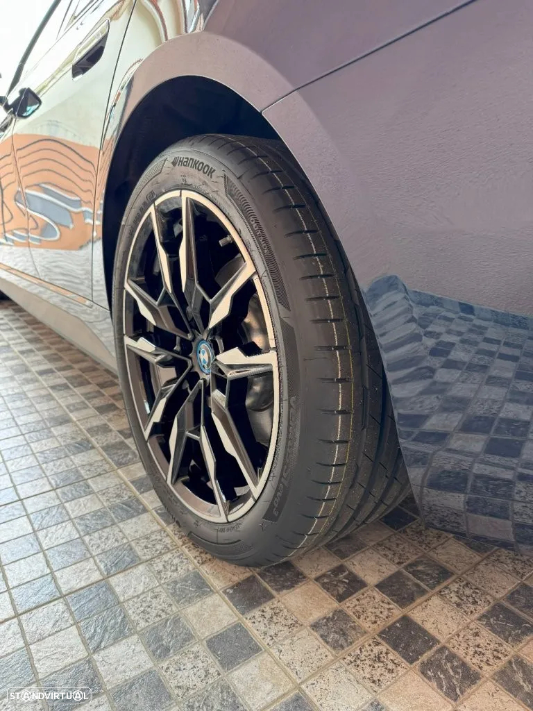BMW i4 eDrive40 Pack Desportivo M Pro - 7