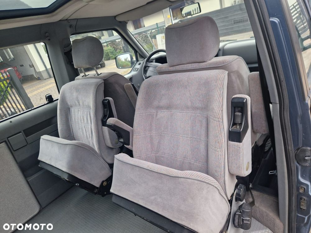 Volkswagen Multivan Standard - 17