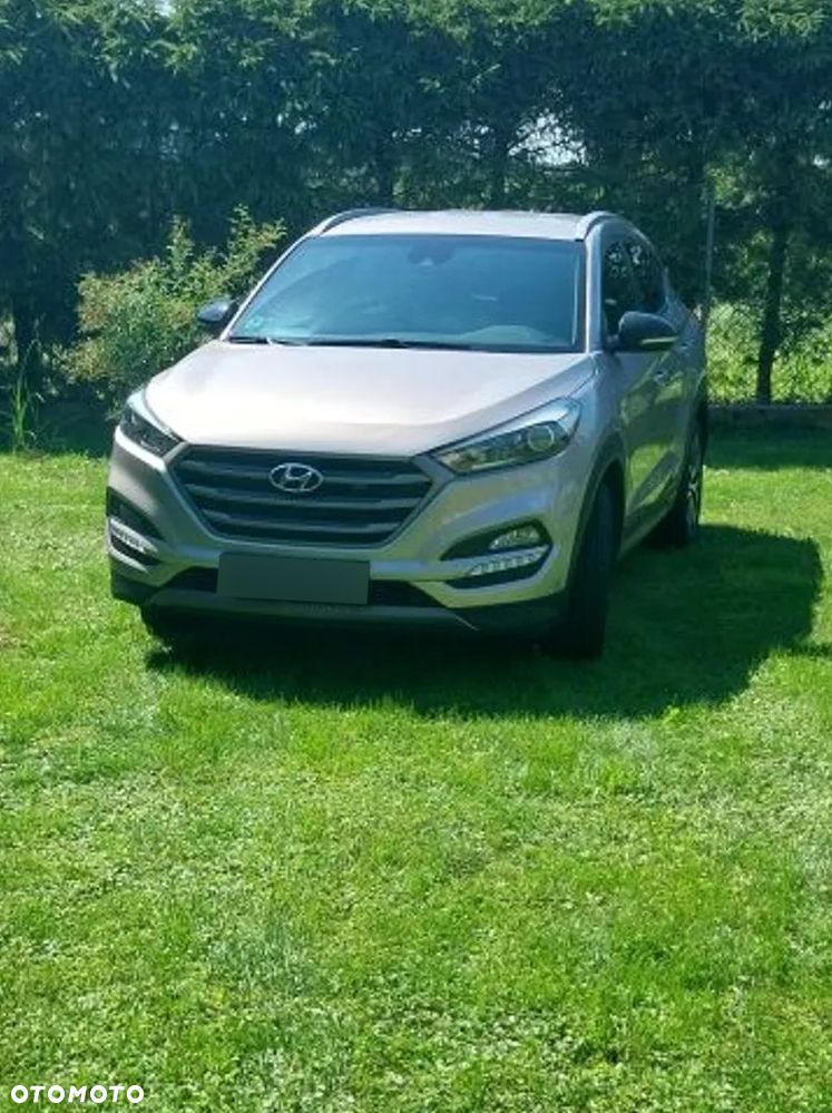 Hyundai Tucson 1.7 CRDI BlueDrive GO 2WD - 1