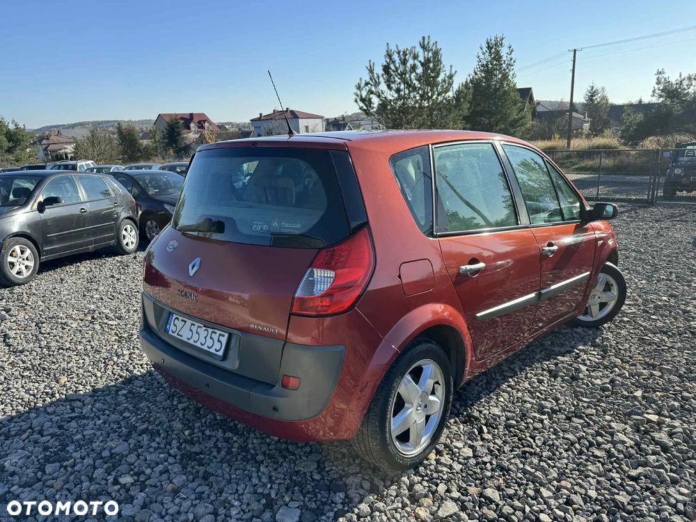 Renault Scenic 1.6 16V Emotion Plus - 7