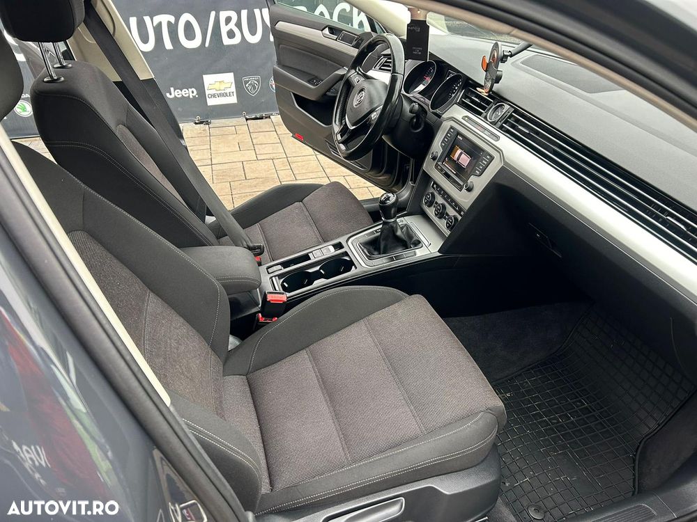 Volkswagen Passat - 7