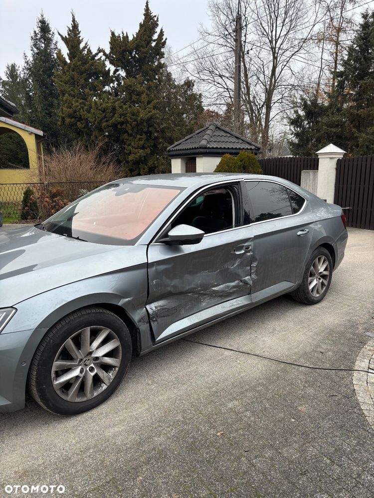 Skoda Superb 1.5 TSI Style DSG - 8