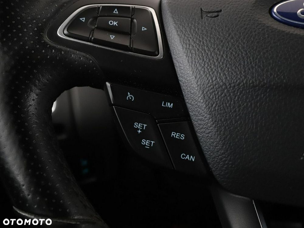 Ford Focus 2.0 EcoBoost ST - 33
