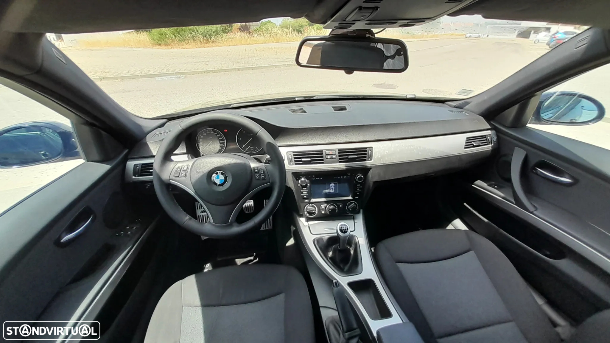 BMW 320 d Sport - 13