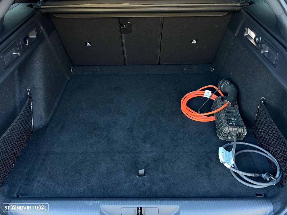 Peugeot 308 SW 1.6 Hybrid GT e-EAT8 - 45