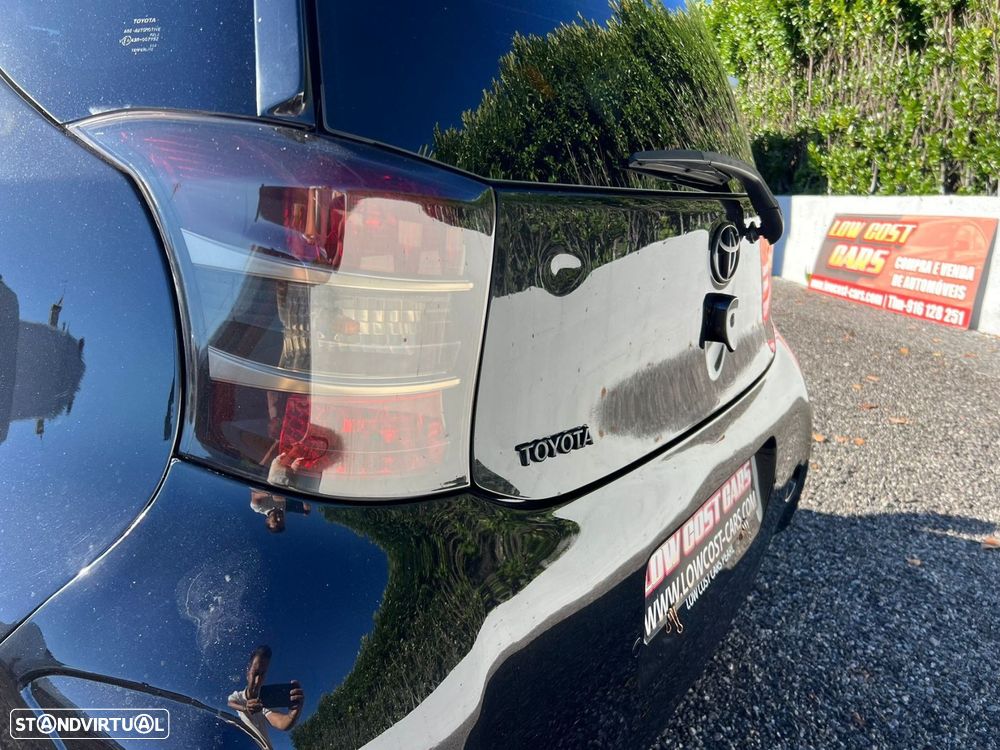 Toyota iQ 1.4 D-4D - 20