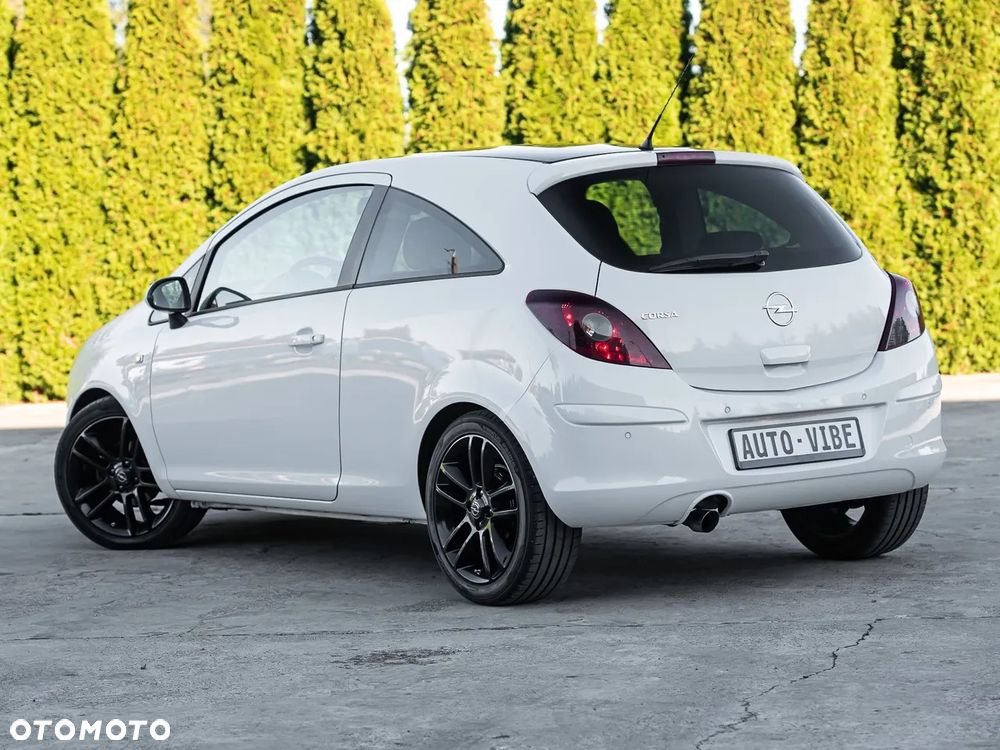 Opel Corsa 1.4 16V Sport - 9