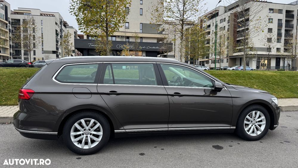 Volkswagen Passat 1.6 TDI SCR DSG Business - 12