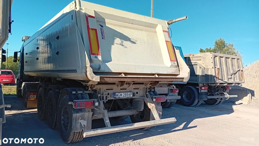 Schmitz Cargobull - 1