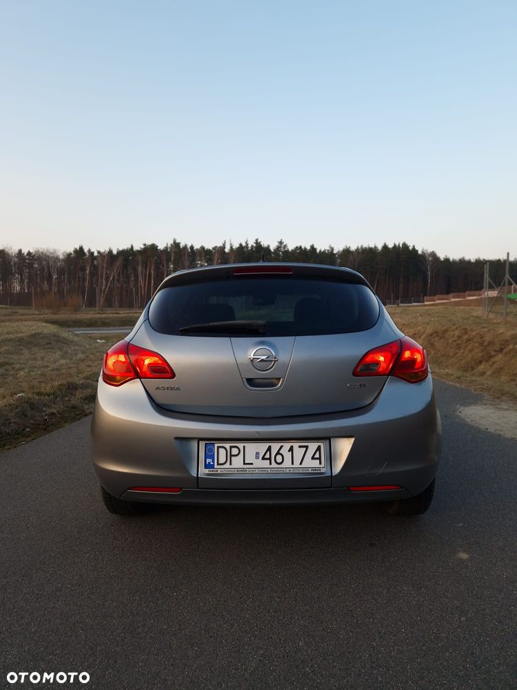 Opel Astra - 6