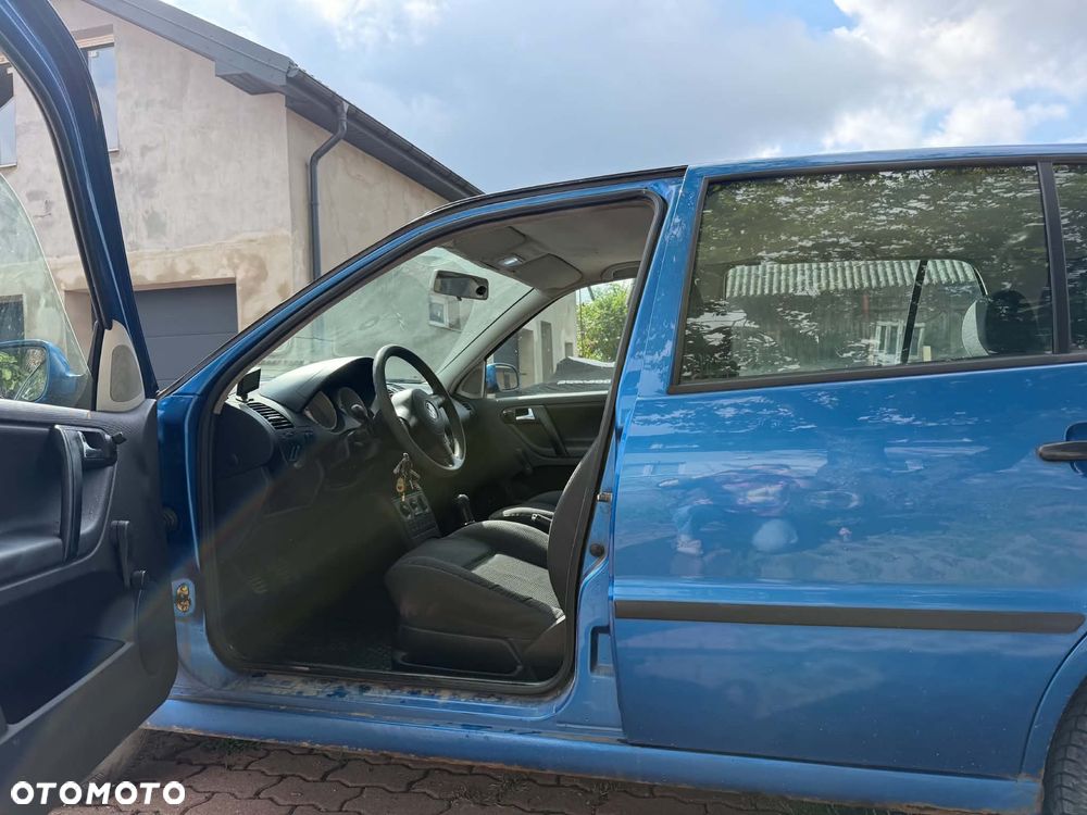 Volkswagen Polo 1.4 16V Basis - 8