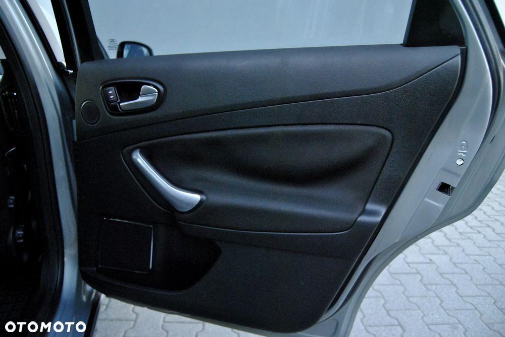 Ford Mondeo 2.0 TDCi Titanium S - 26