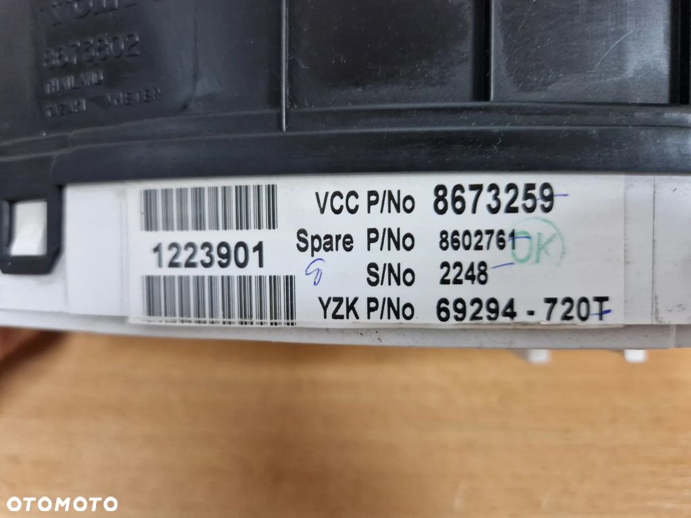 LICZNIK ZEGARY VOLVO V70II S60I XC70I S80I BENZYNA 8673259 - 4