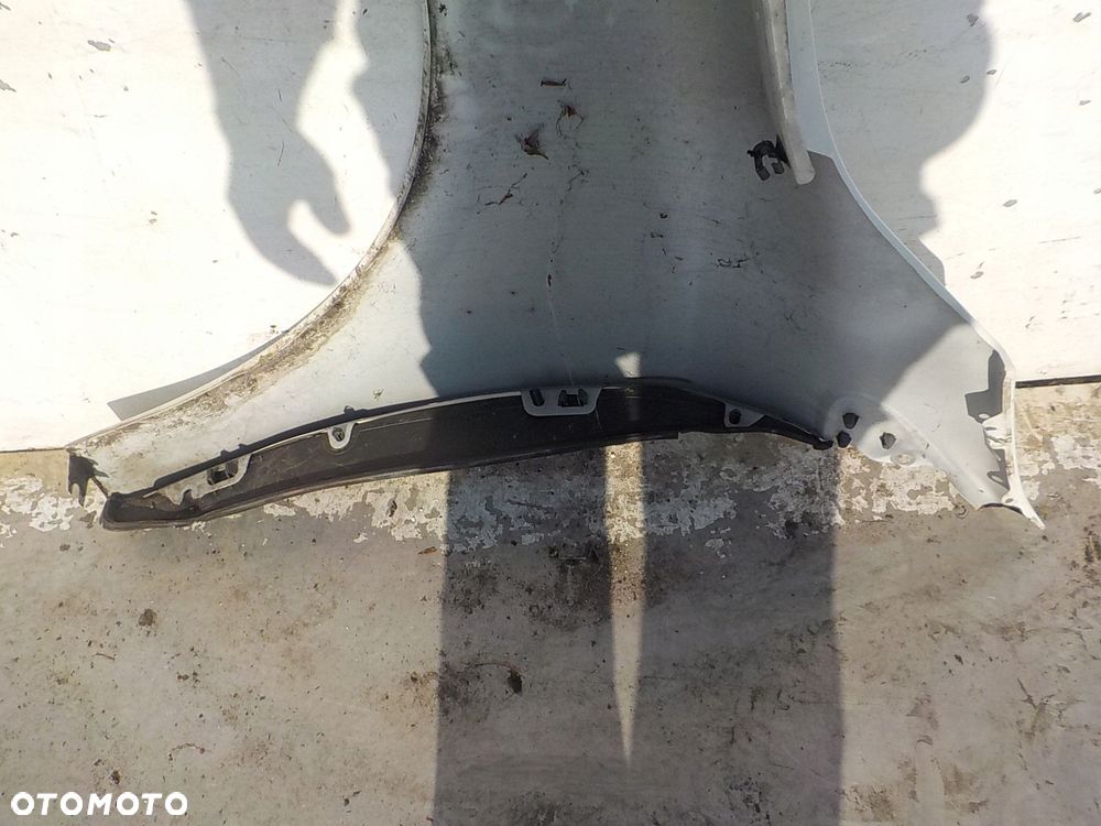 549 RENAULT MEGANE III 3 BŁOTNIK PRAWY PRZÓD PRZEDNI - 3