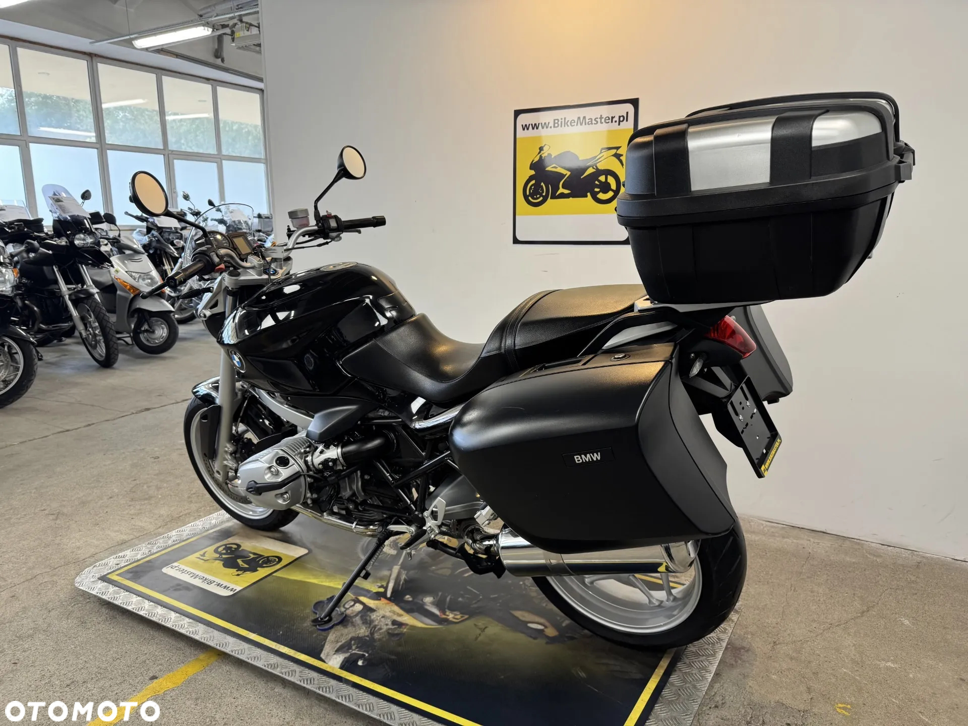 BMW R - 6