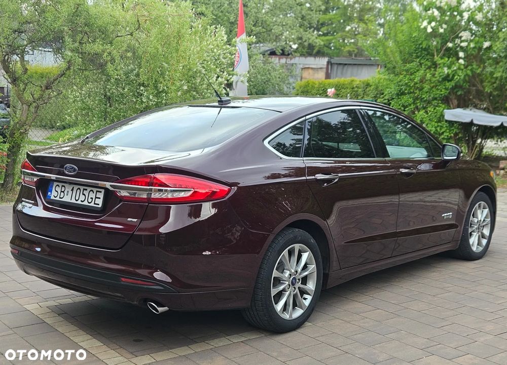 Ford Fusion - 11