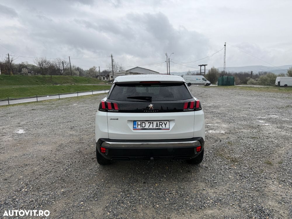 Peugeot 3008 1.2 PureTech Turbo S&S Allure - 7