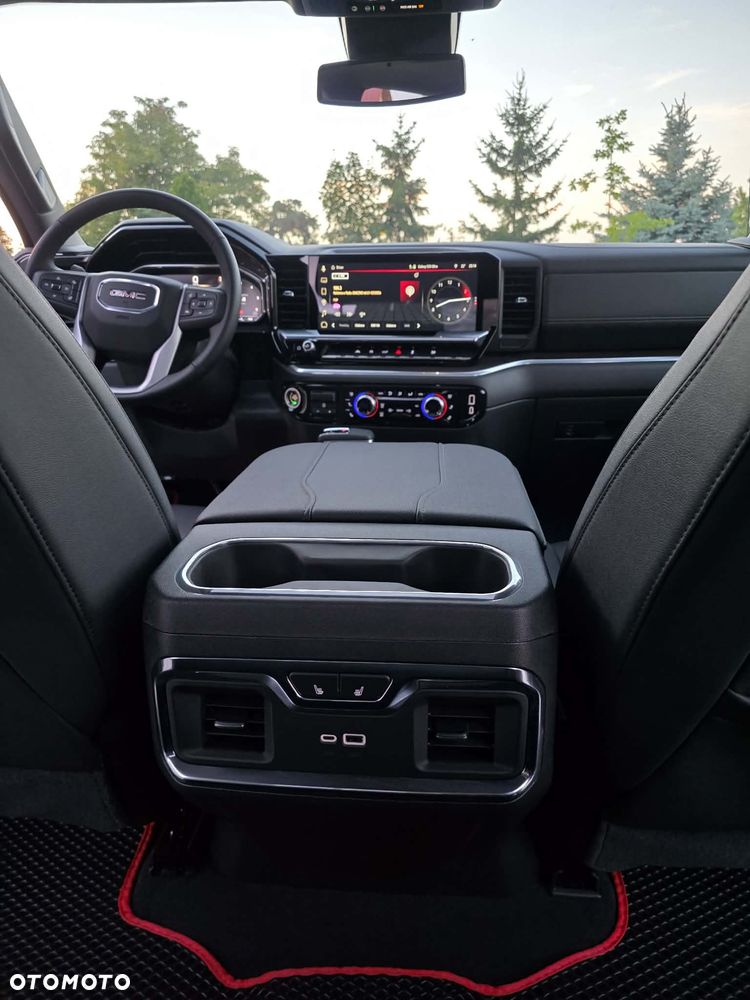 GMC Sierra - 15