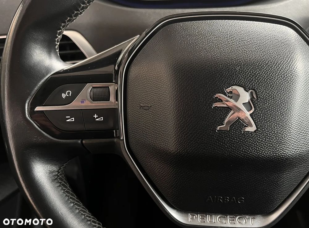 Peugeot 3008 1.5 BlueHDi Allure S&S - 13