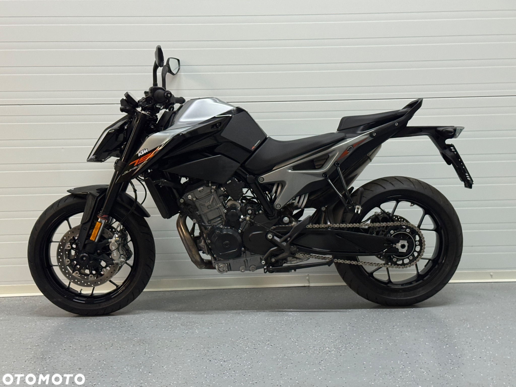KTM Duke - 12