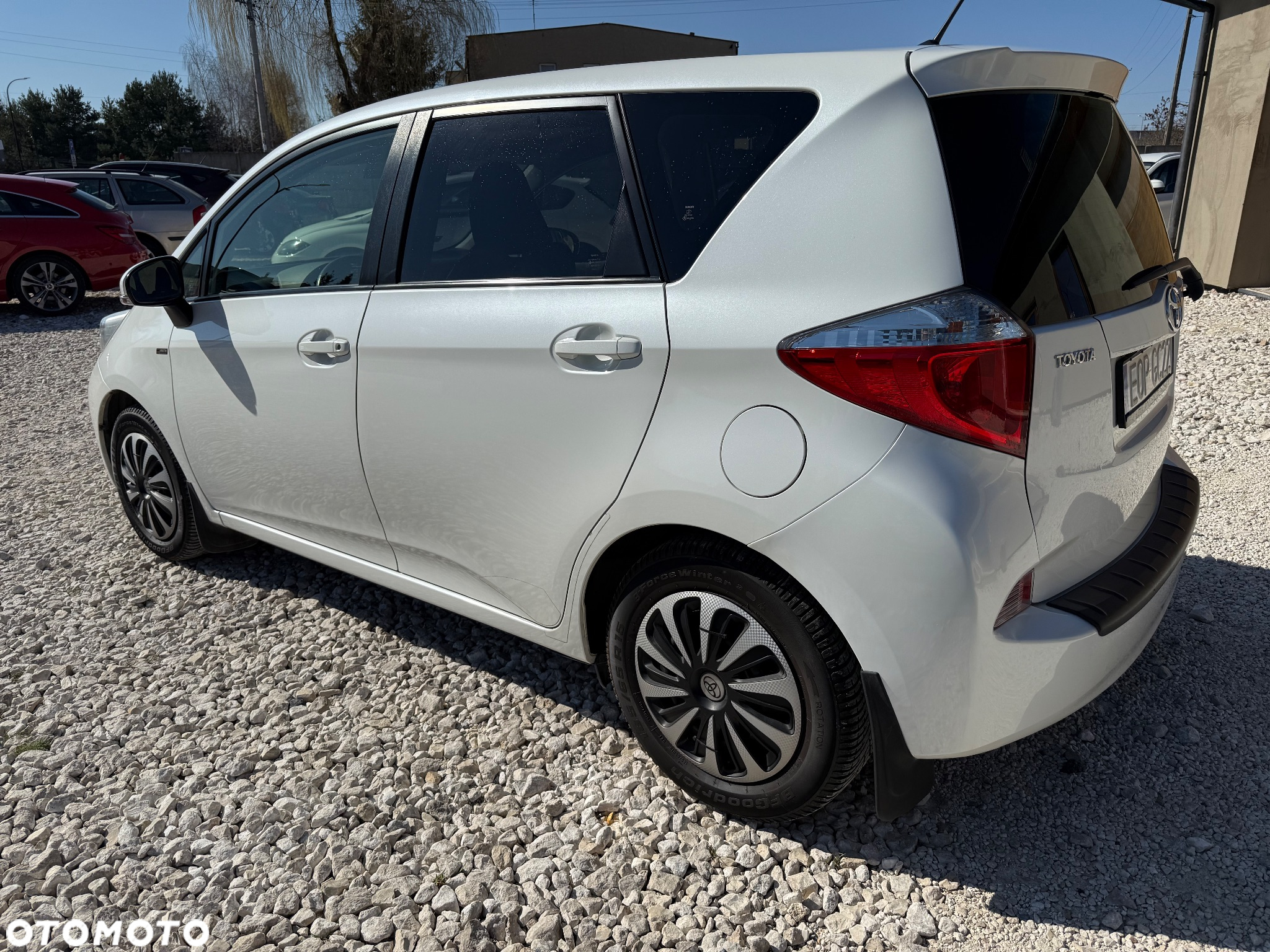 Toyota Verso S 1.4 D-4D Premium - 6