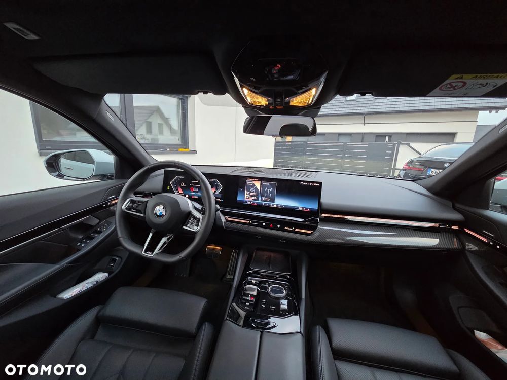 BMW Seria 5 520d xDrive mHEV M Sport - 31