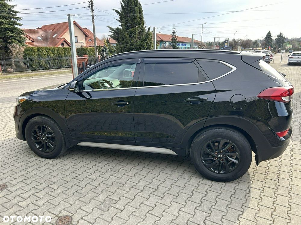 Hyundai Tucson - 12