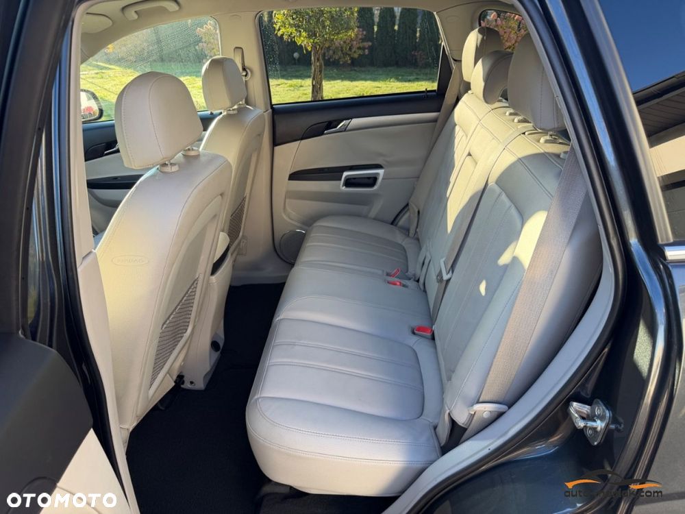 Opel Antara - 16