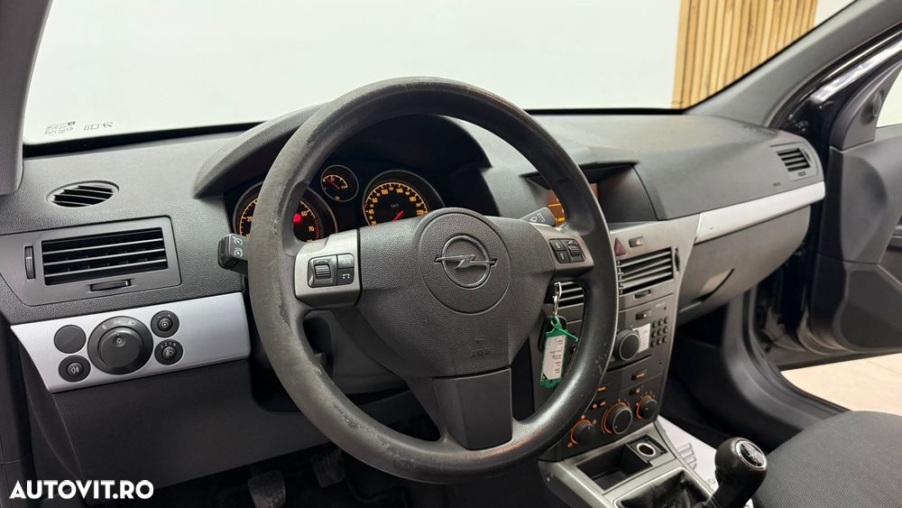 Opel Astra 1.6 Edition - 19