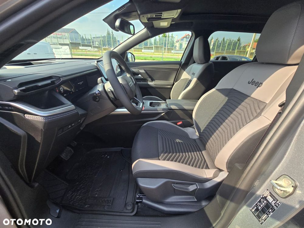 Jeep Compass - 13