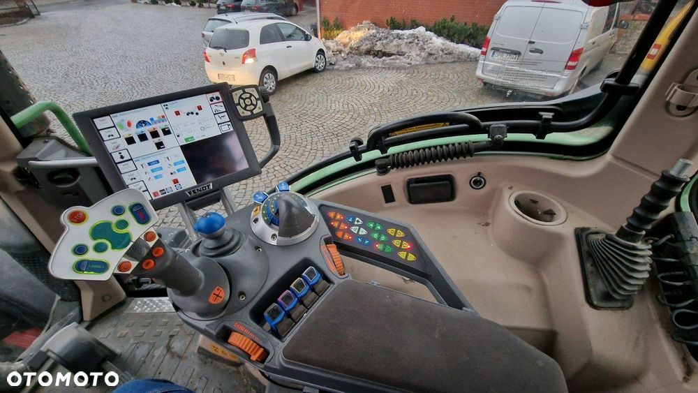 Fendt 724 VARIO Profi Plus - 11