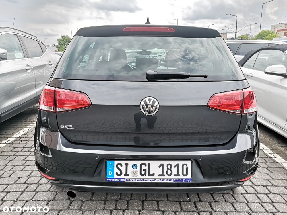 Volkswagen Golf 1.2 TSI BlueMotion Technology Allstar - 4