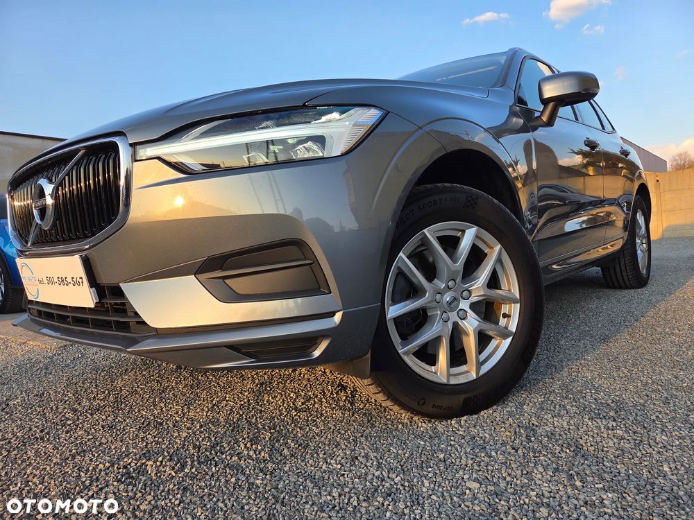 Volvo XC 60 T4 Momentum - 2