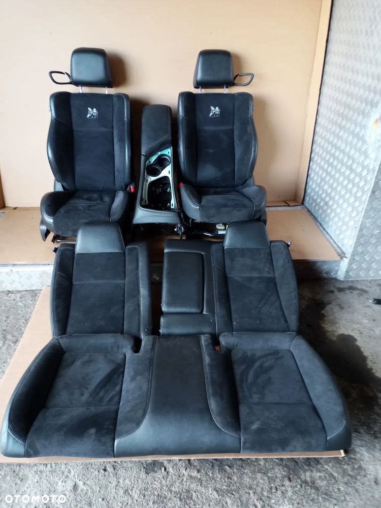DODGE CHALLANGER 15-23 SRT SCAT PACK FOTELE KANAPA TAPICERKI ALKANTARA - 2